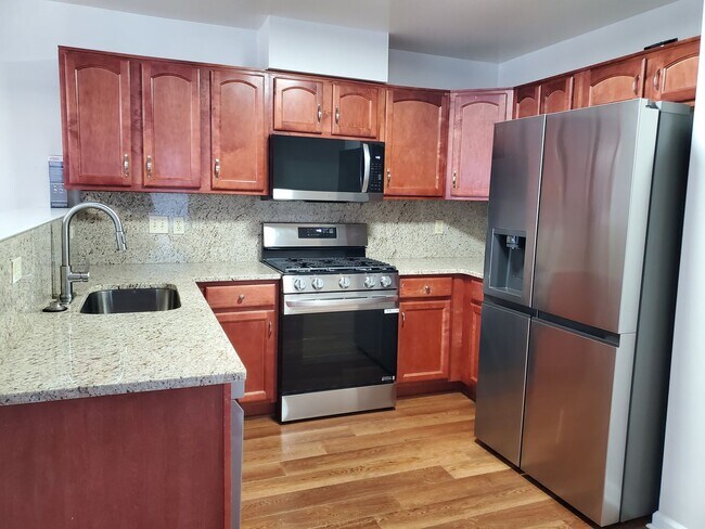 Building Photo - Beautifully Upgraded Semi-Detached Home with 3 Bedrooms Plus Den in East Penn School District