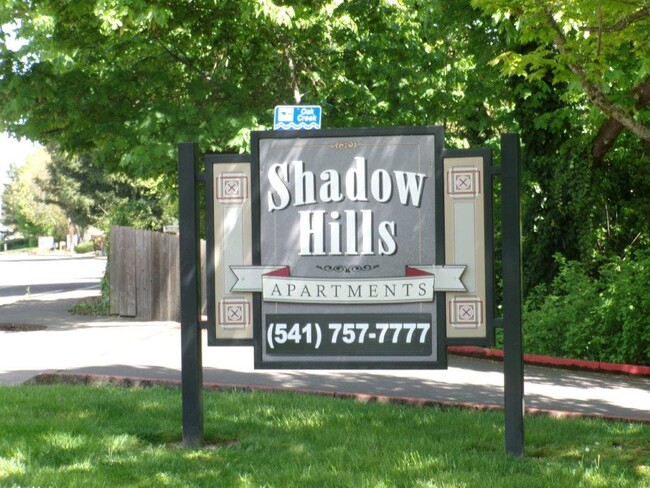 Building Photo - Shadow Hills Apartments