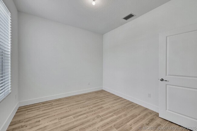 Building Photo - 11551 Viridian Blvd