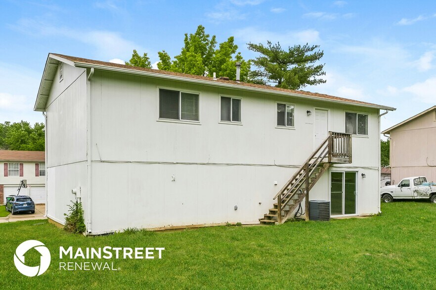 Building Photo - 3854 Jeff Dr