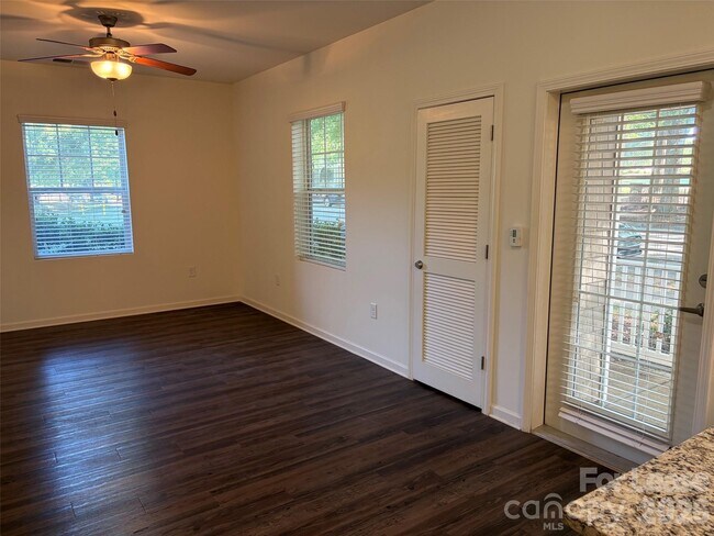Building Photo - 17905 Delmas Dr