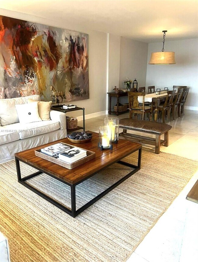 Building Photo - 10275 Collins Ave