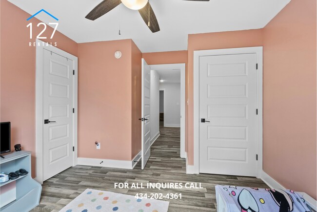 Building Photo - 3BR/2.5BA Townhome in Rustburg – Modern Am...