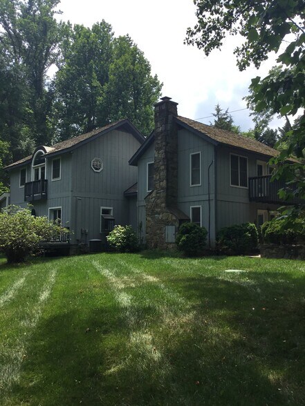 Rear of house - 1138 Swinks Mill Rd