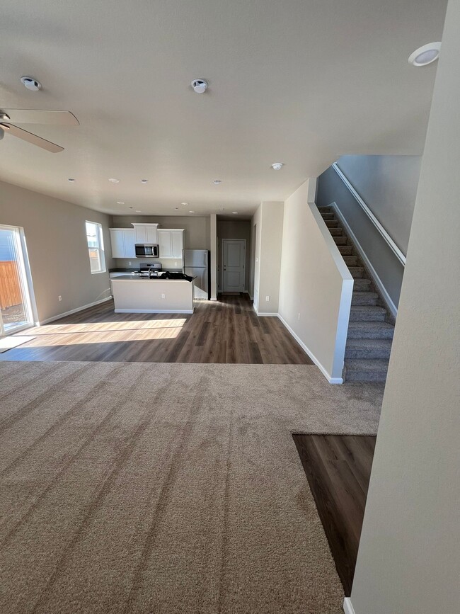 Open concept family and dining room - 3029 Oxley St