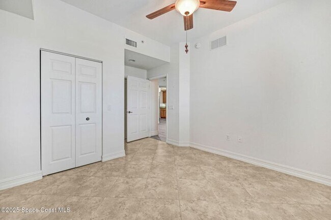 Building Photo - 3 Indian River Ave