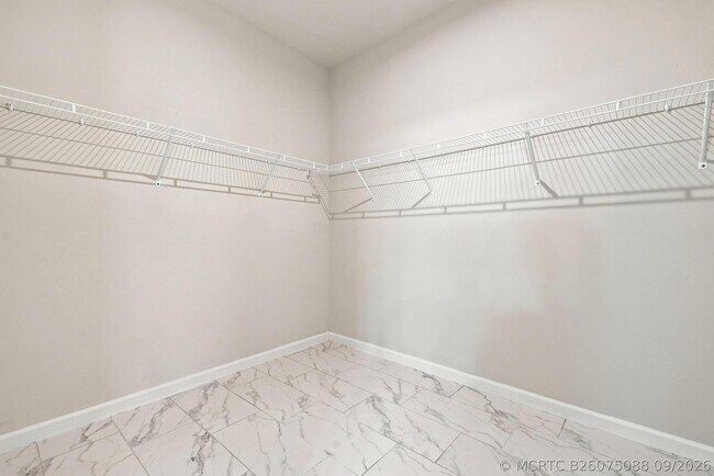 Building Photo - 10597 SW Vasari Way