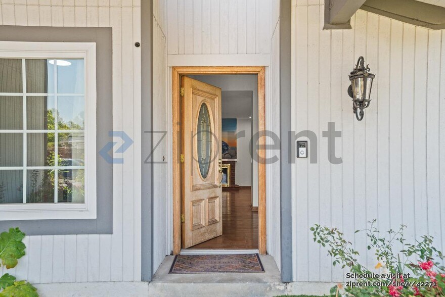 Building Photo - 3708 Dundale Dr