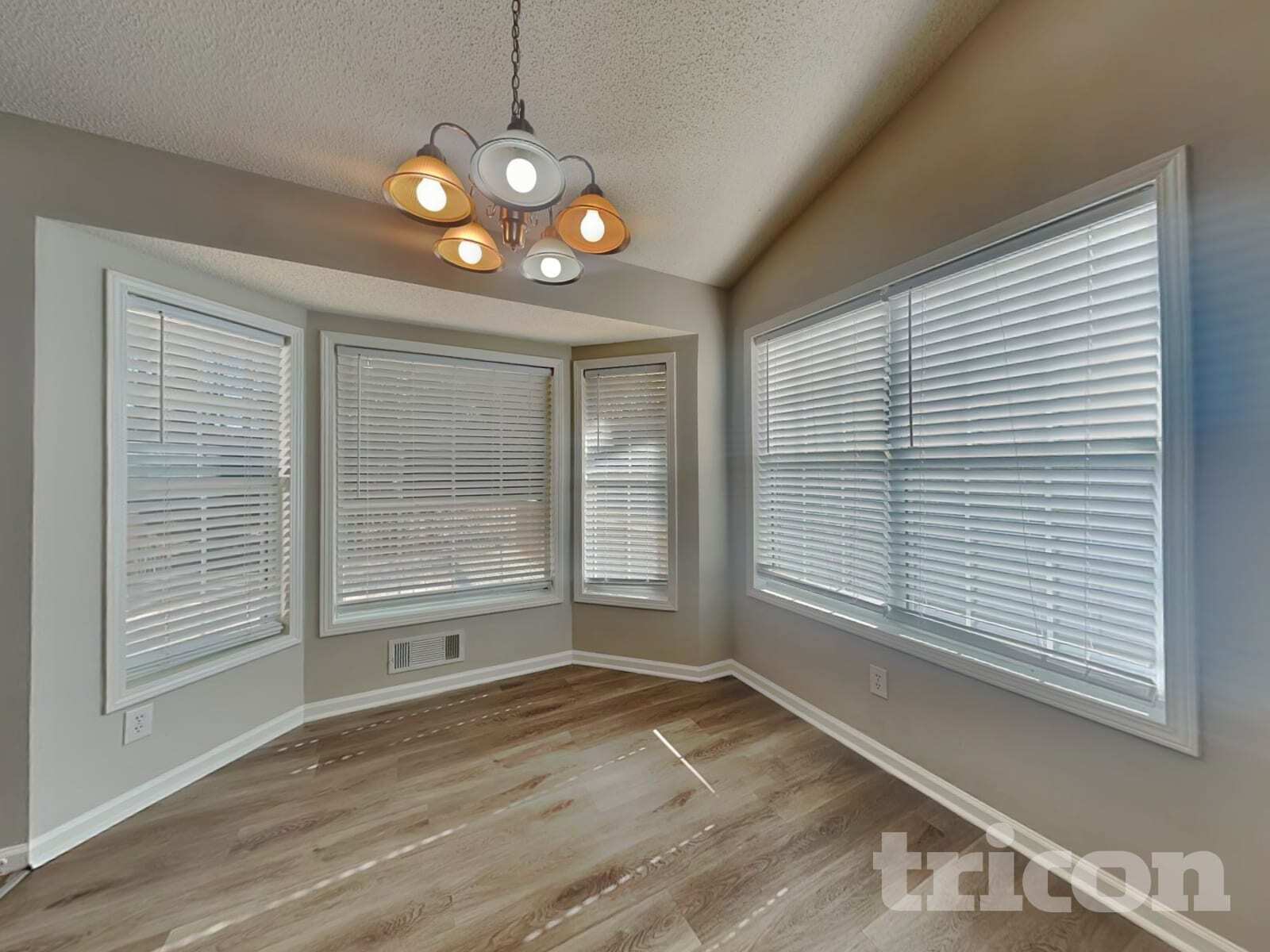 Building Photo - 118 Valleydale Dr