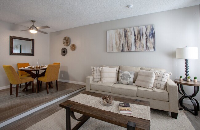 Building Photo - Norte Villas Apartments
