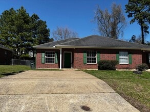 Building Photo - 624 Vicki Dr