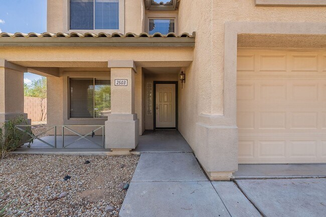 Building Photo - Solar Home with Nice Floorplan in a Great ...