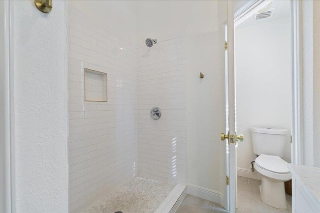 Building Photo - 2514 Ashley Way