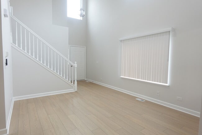 Building Photo - 3430 Blue Ridge Dr