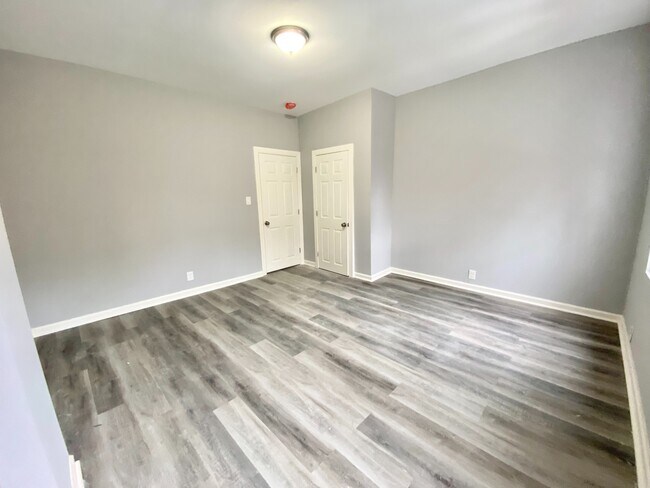 Building Photo - 431 N 50th St