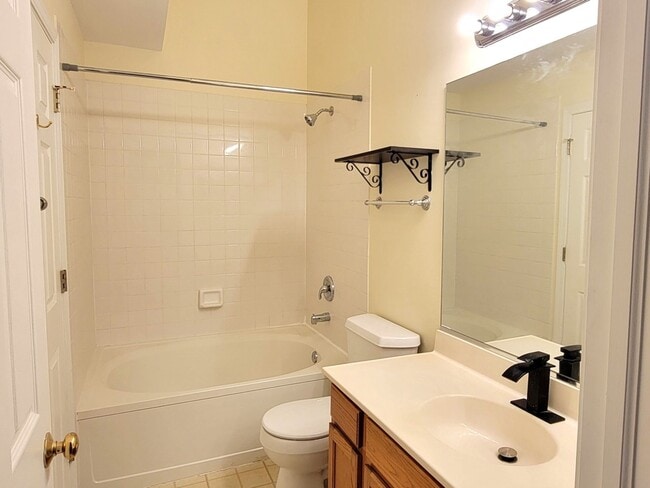 Building Photo - 18602 W Sterling Ct