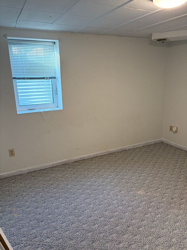 Building Photo - 1524 5th Ave N