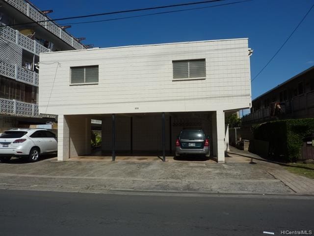 Primary Photo - 830 Pumehana St