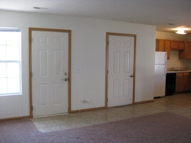 Building Photo - 556-558 Lamont