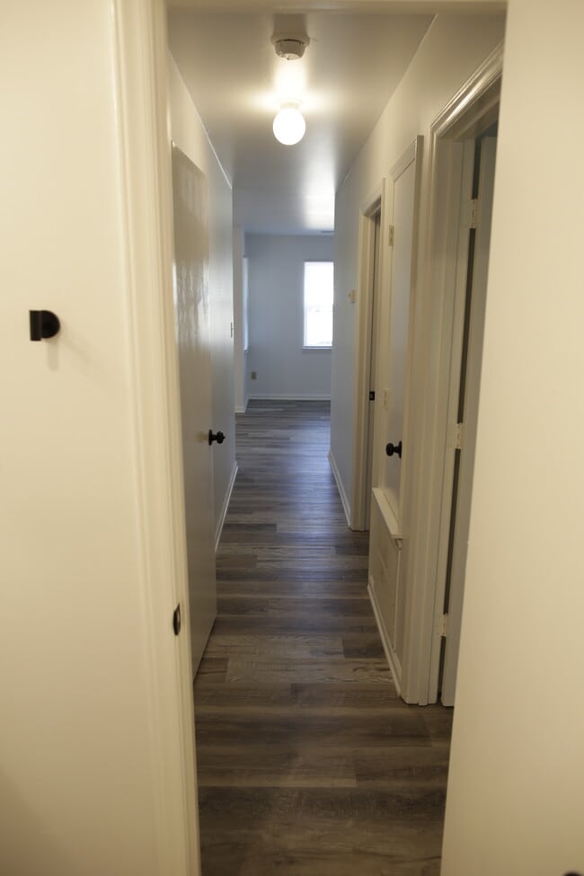 Building Photo - 12300 Rock Canyon Dr