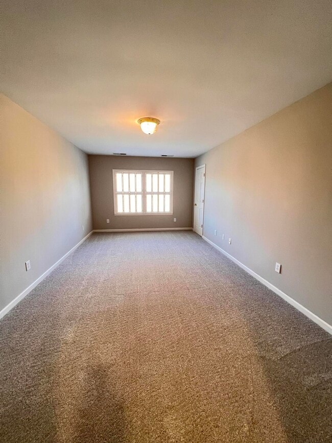 Building Photo - 4320 Creek Valley Way