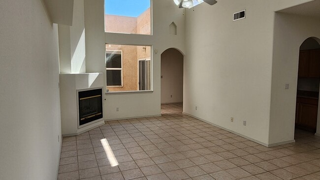 Building Photo - 9708 Rd NE