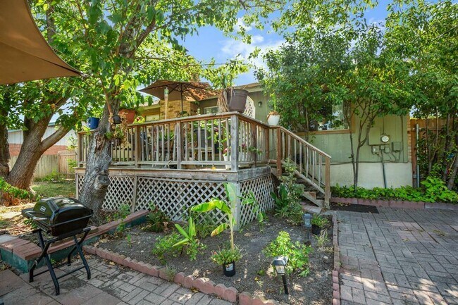 Building Photo - 509 Oat Meadow Dr
