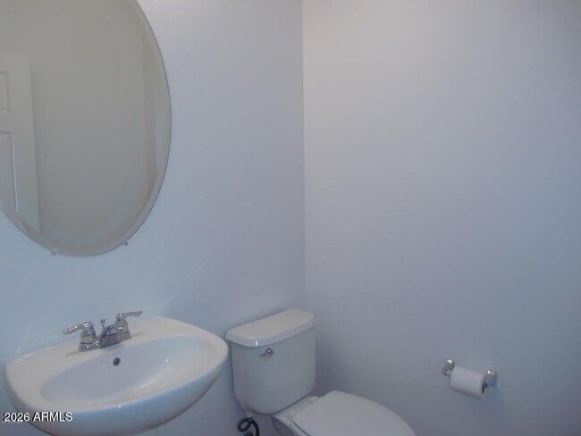 Building Photo - 5419 W Shumway Farm Rd