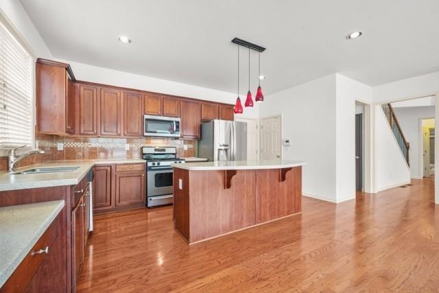 Building Photo - 585 Marylebone Dr