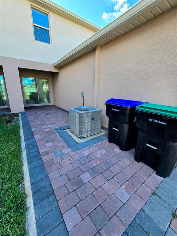 Building Photo - 17101 Water Spring Blvd