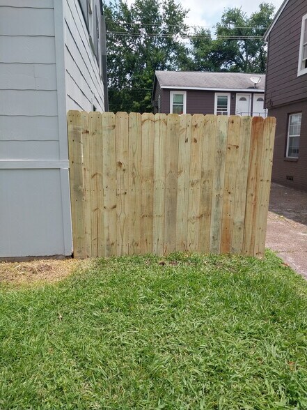 Building Photo - 3431 Rosedale St