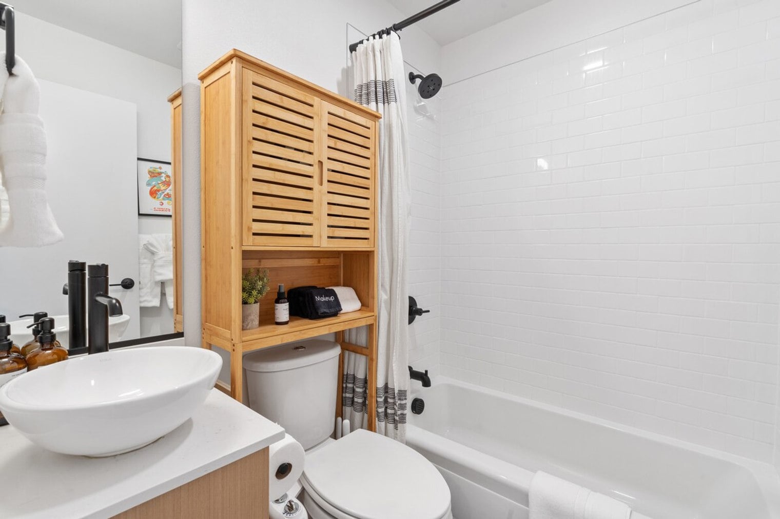 Building Photo - 6405B 22nd Ave NW