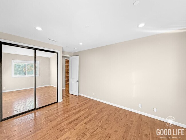 Building Photo - Updated 4BD/3.5BA Rental With 3-Car Garage in Menifee