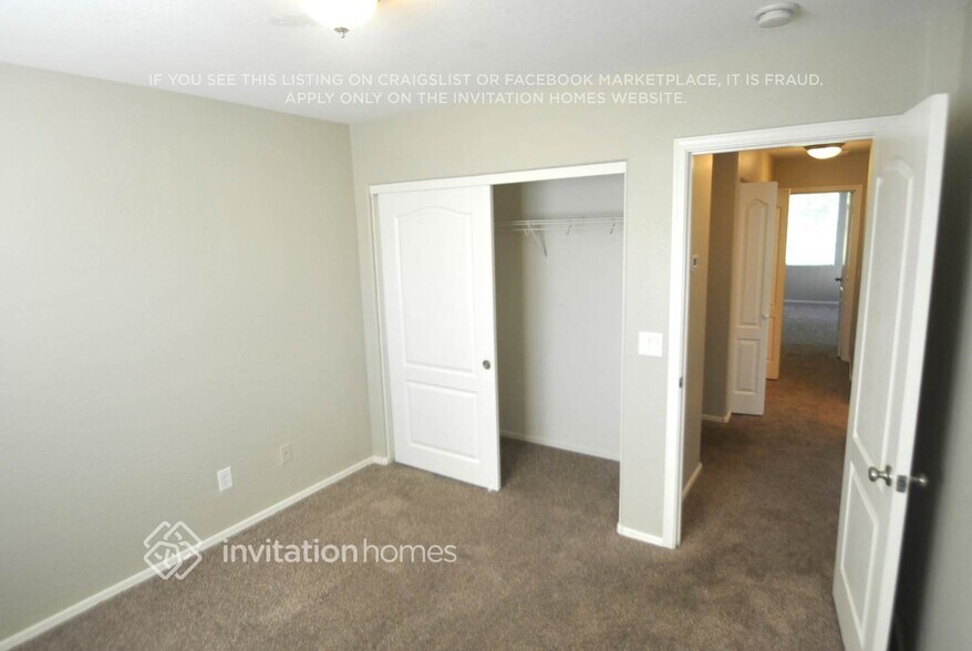 Building Photo - 7 N 88th Ave