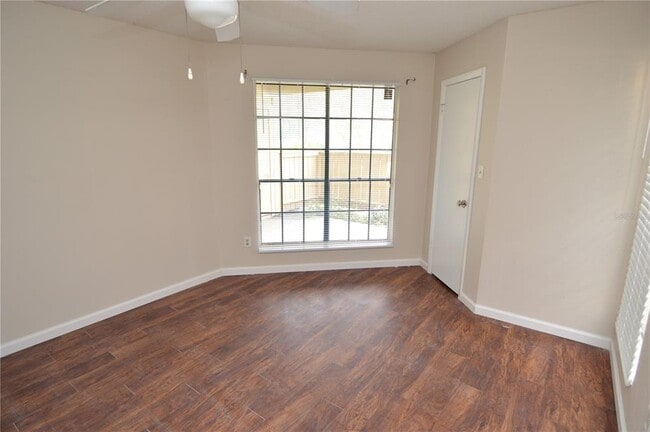 Building Photo - 8756 Mallard Reserve Dr