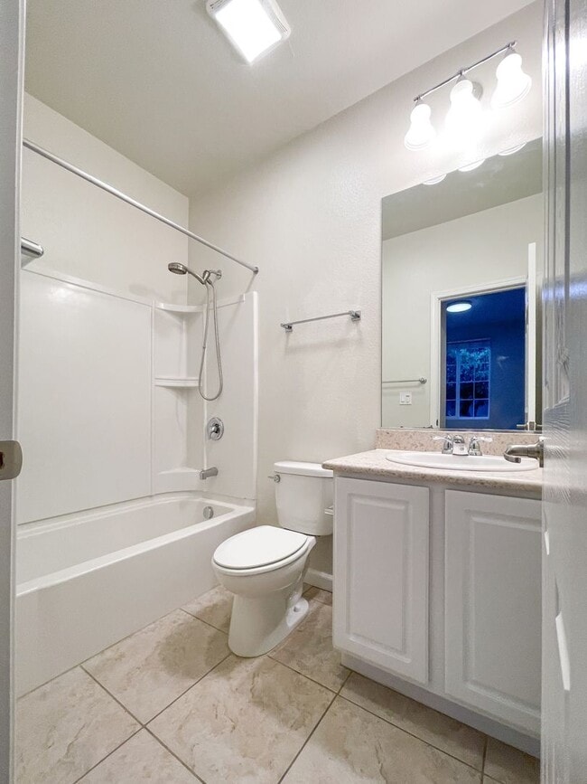 Building Photo - Modern Townhome Living in North San Jose – Attached 2-Car Garage