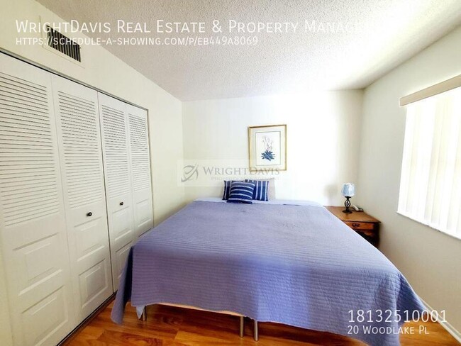 Building Photo - 20 Woodlake Pl