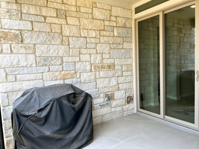 Building Photo - 131 Ace Ln