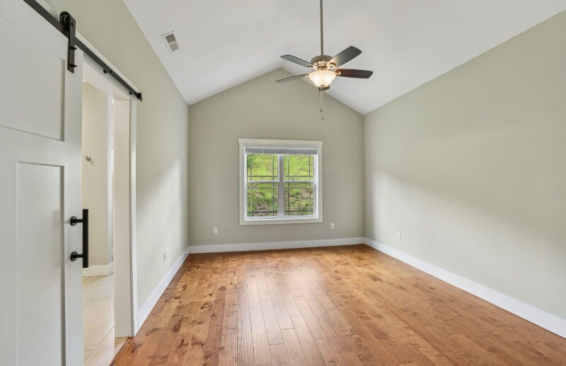 Building Photo - 64 Leyland Cir