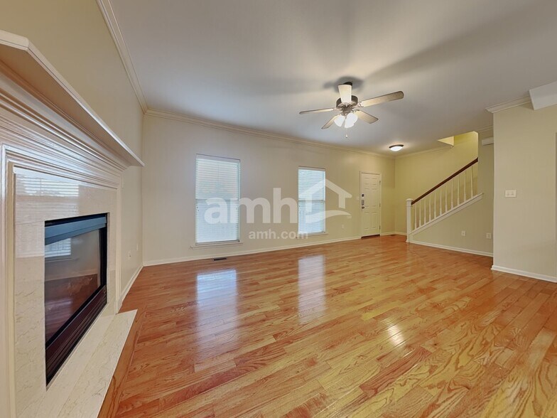 Building Photo - 1523 Bailey Park Ln