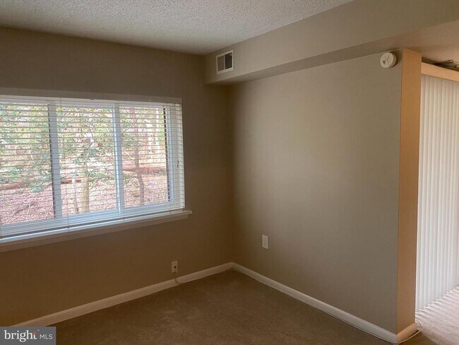 Building Photo - 11723 Karbon Hill Ct