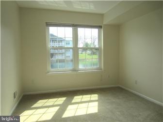 Building Photo - 1600 Waters Edge Dr