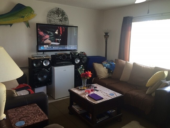 Interior Photo - Lake Santa Barbara
