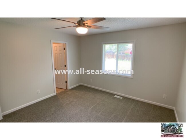 Building Photo - Magnificent rancher with partially finishe...