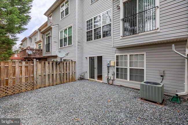 Building Photo - 15788 Nimes Ct