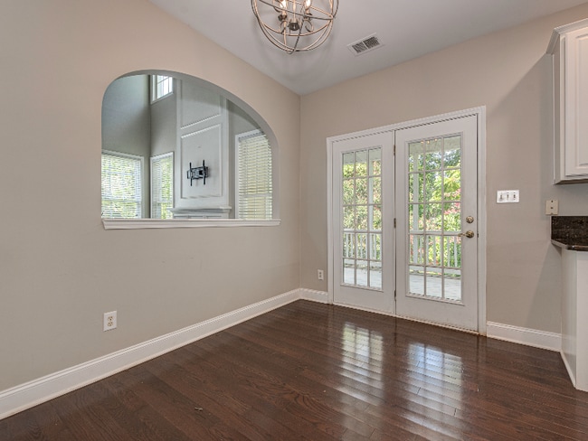 Building Photo - 2124 Sablewood Dr