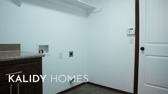 Building Photo - 13049 SW 5th St