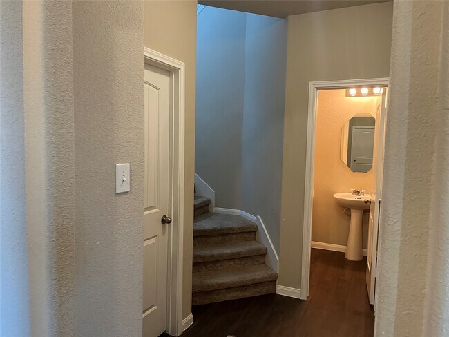 Building Photo - 17275 Quiet Song Ct
