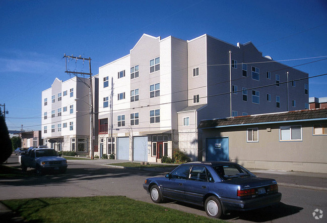 Alternate building view - Gilman Court