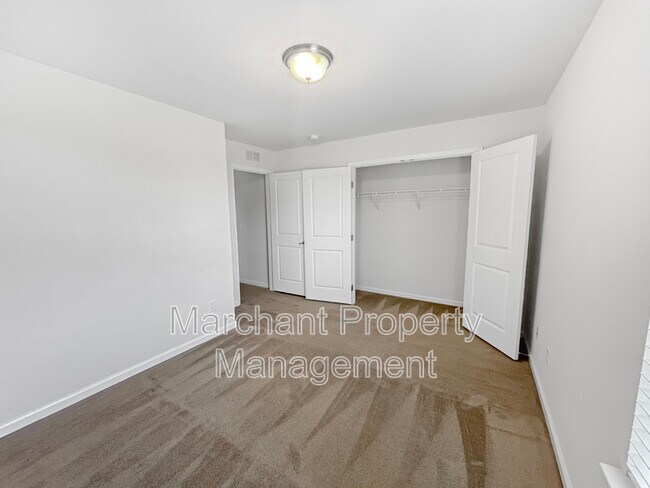 Building Photo - 47 Granite Ln